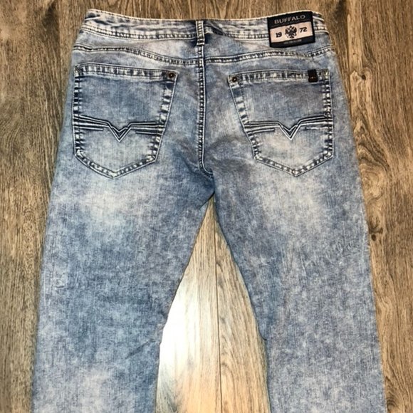 31/32 Mens Buffalo Straight Stretch Light Wash - Picture 1 of 11